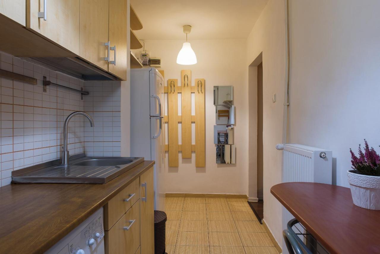 Ultracentral Apartment - "Saint Anthony" Church & Old Town View Букурещ Екстериор снимка